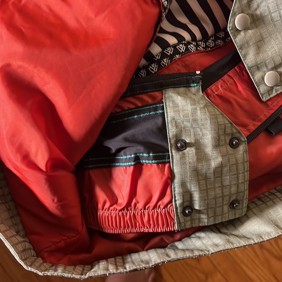 Burton Mens White Collection Snowboarding Jacket Color Green Size Small - Picture 8 of 9